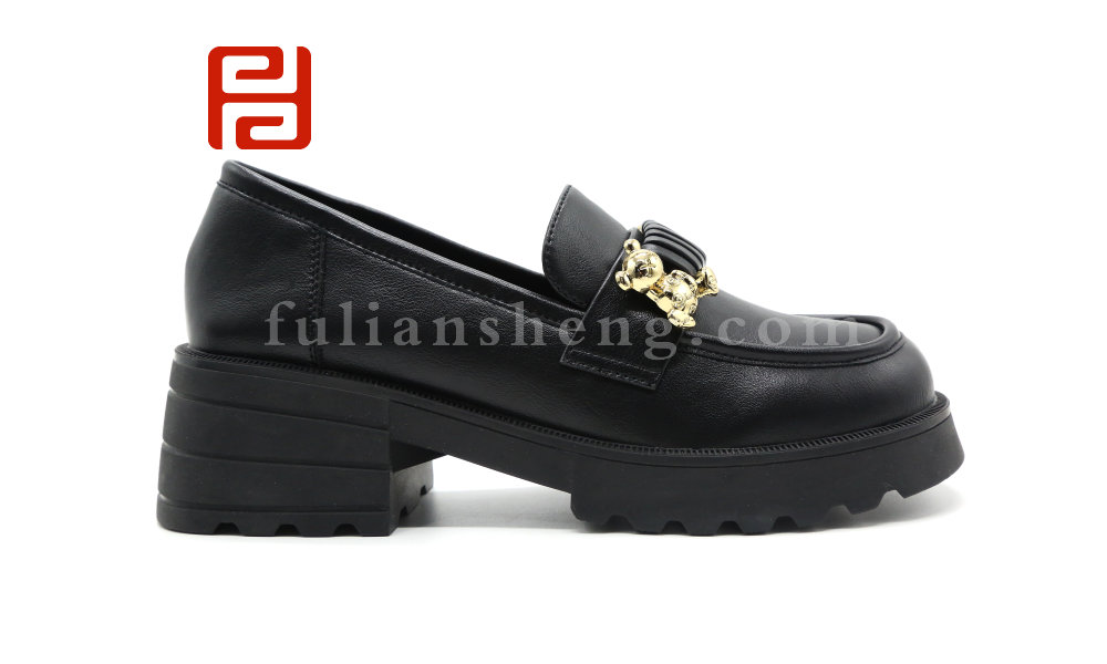 福連升時(shí)尚休閑女鞋 中跟厚底樂(lè)福鞋單鞋