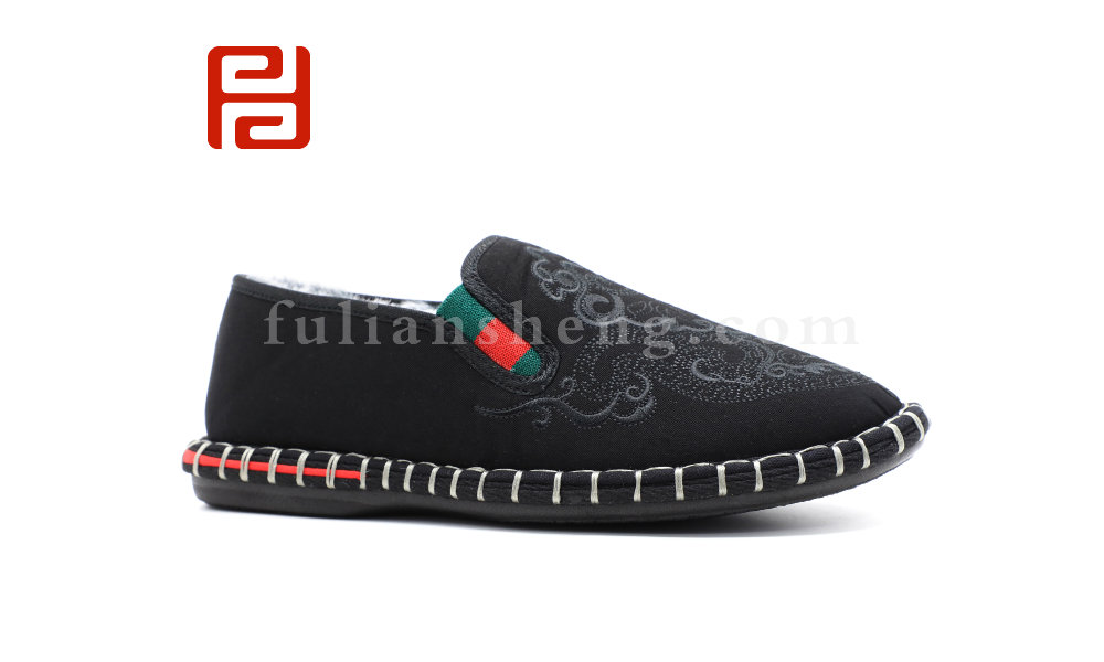 福連升冬季新款中國(guó)風(fēng)尚老北京布鞋時(shí)尚國(guó)粹中國(guó)風(fēng)休閑鞋