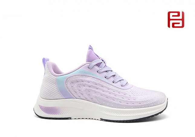 春季透氣休閑運(yùn)動(dòng)鞋時(shí)尚運(yùn)動(dòng)女鞋冰絲紗架軟底鞋子