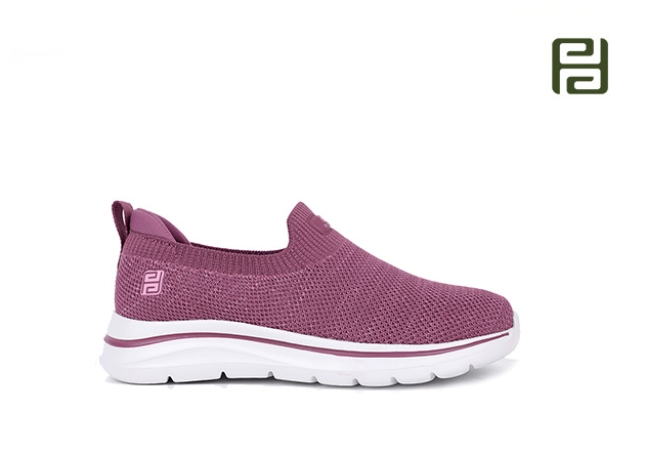 福連升春季新款休閑運(yùn)動女鞋輕運(yùn)動女單鞋