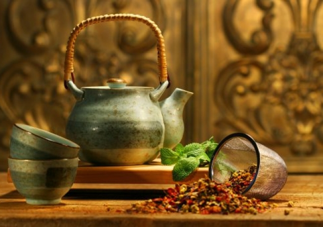 艾草泡腳的功效與作用-艾草泡腳有什么作用